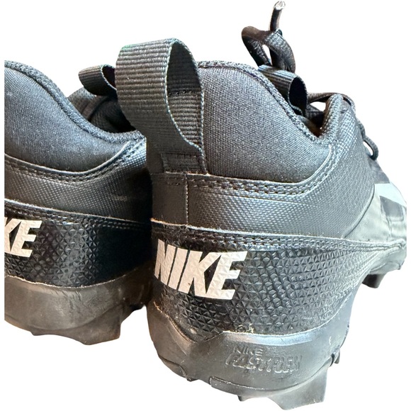 Nike Boys’ Alpha Menace 4 Shark BG Football Cleats – Youth Size 4.5 - Picture 7 of 12